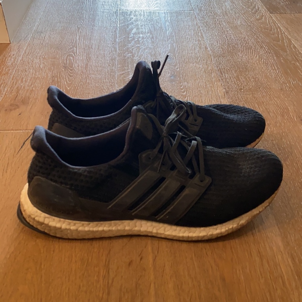 Men's adiadas ultraboost - Picture 2 of 5
